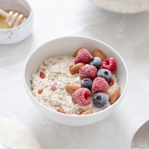 healhty porridge and fruit
